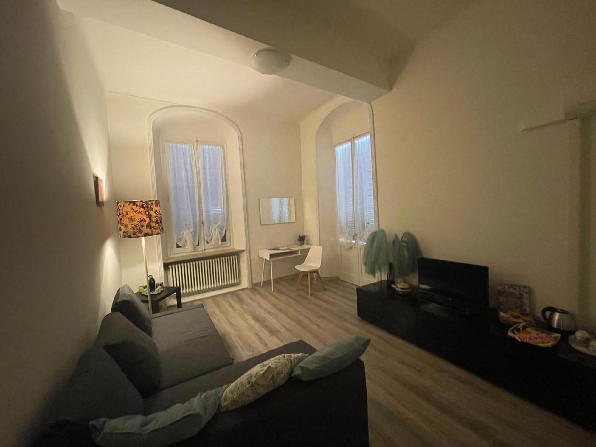 La Violetta Di // Del Ducato Apartment Parma